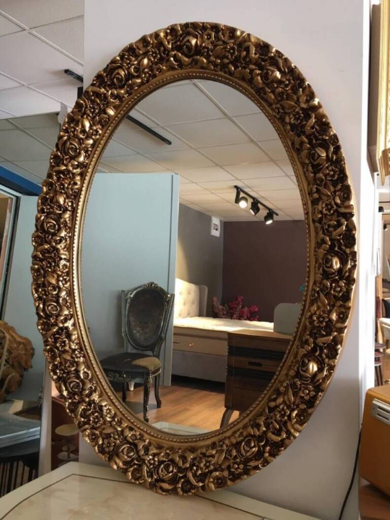Ovalno огледало
